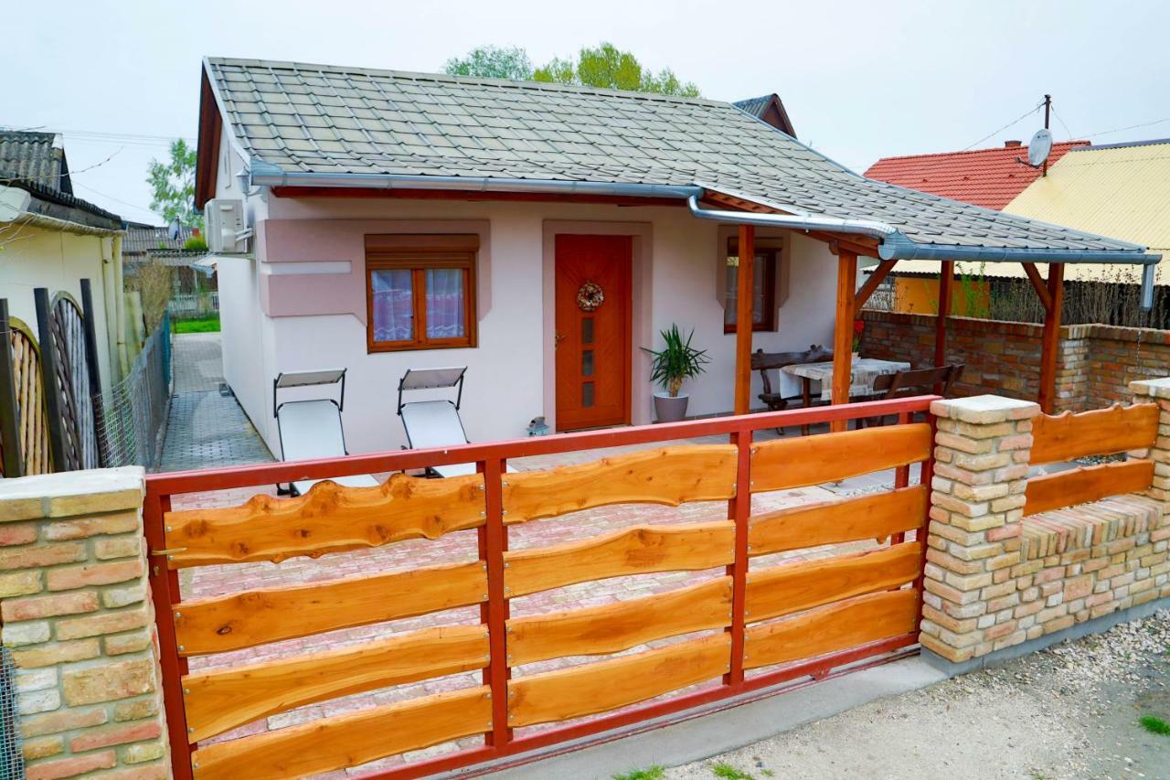 Jázmin Apartman Buzsák Kültér fotó